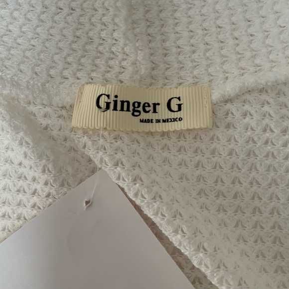 V Neck front knot top - Picture 3 of 3